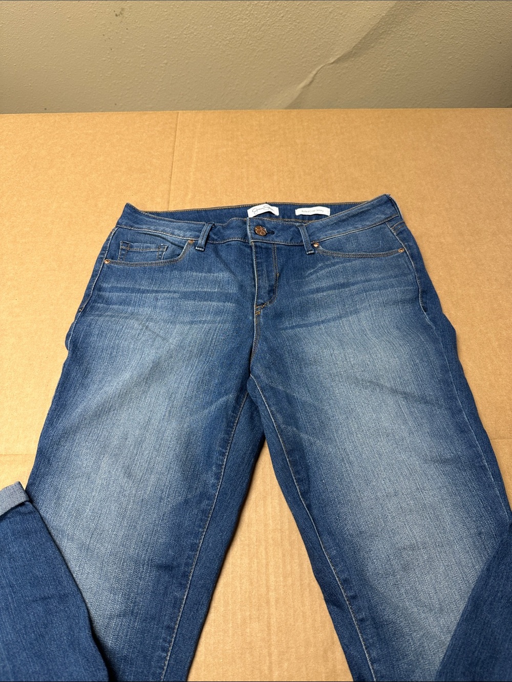 ##650, Size 10/30, Jessica Simpson Women's Skinny Jeans in Blue Wash